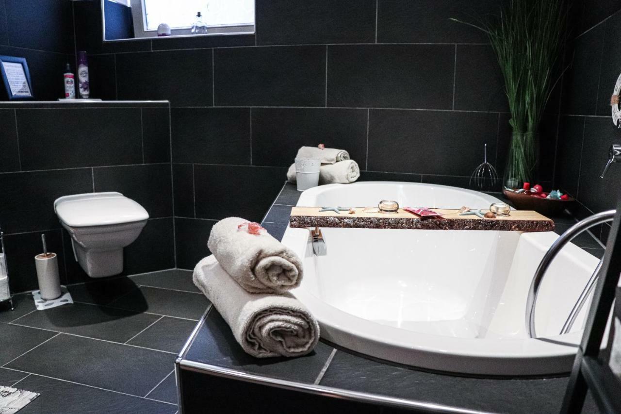 Ferienwohnung"Am Geisse Felsje" Kirkel Экстерьер фото